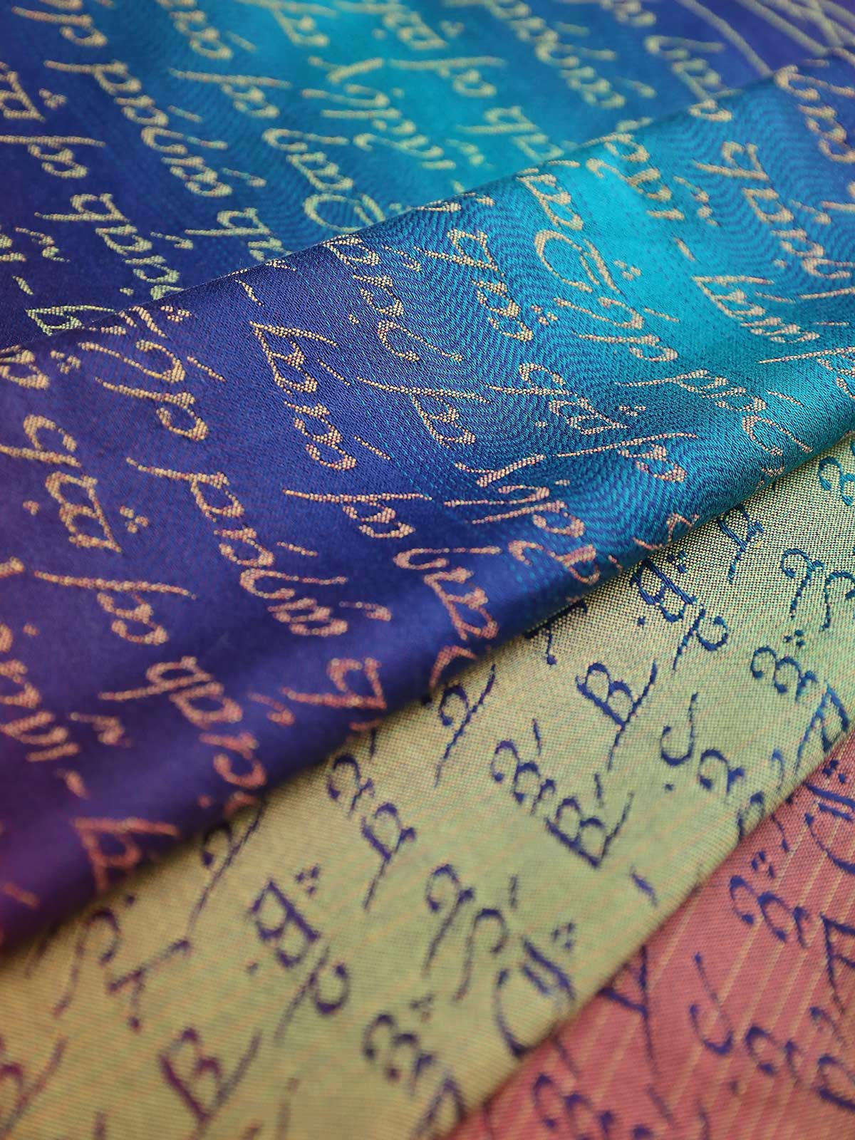 Legend of Frodo Dreme Shawl
