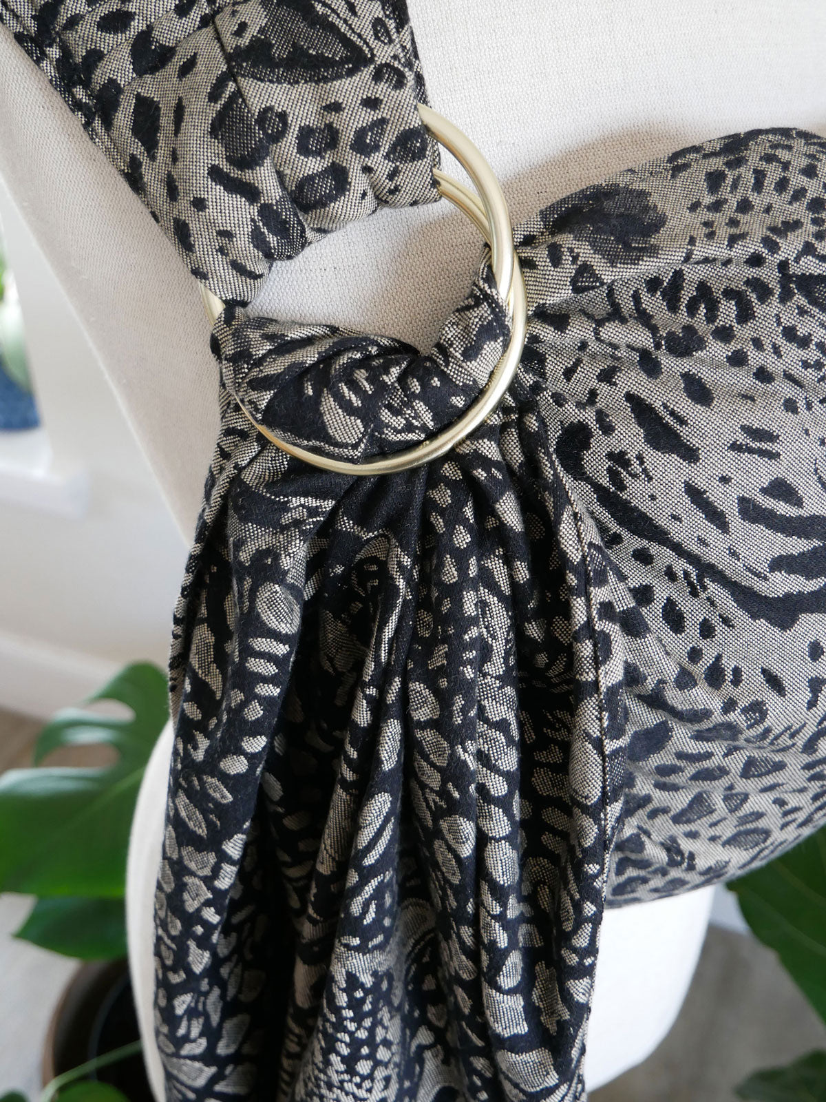 Leopard print Prowl Savannah Ring Sling