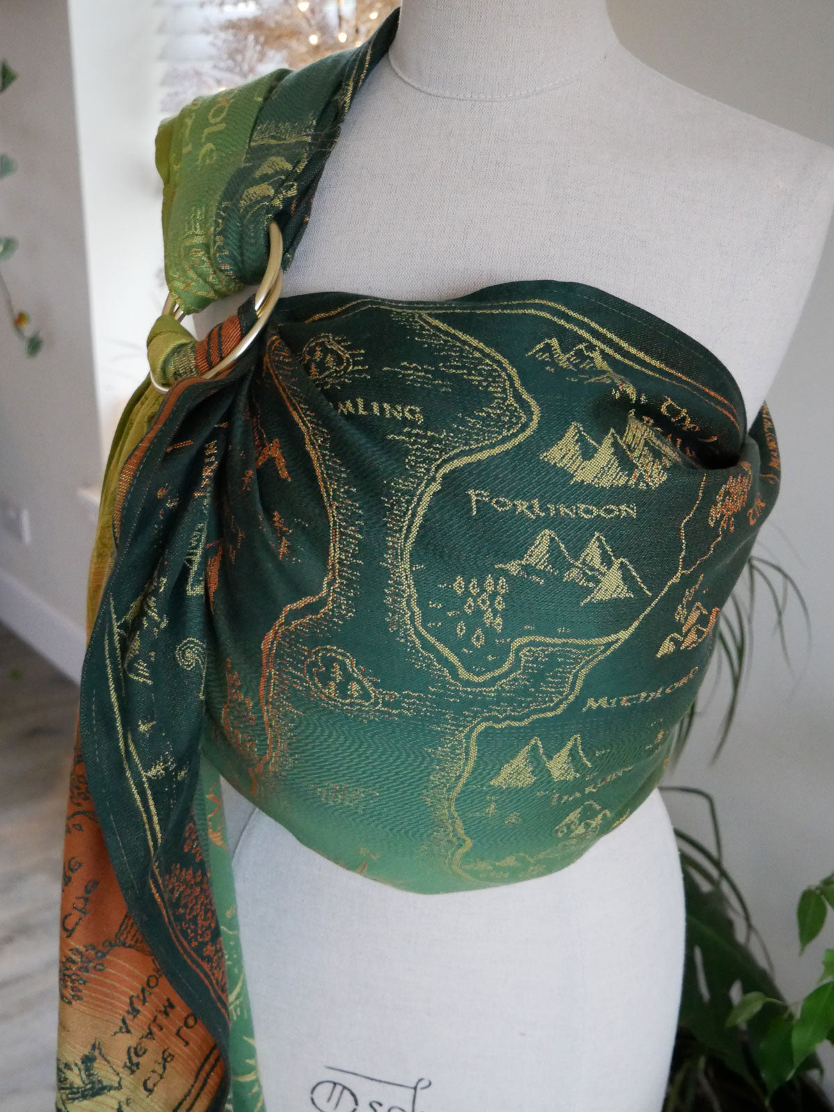 Realm of Middle-earth Petrichor Ring Sling