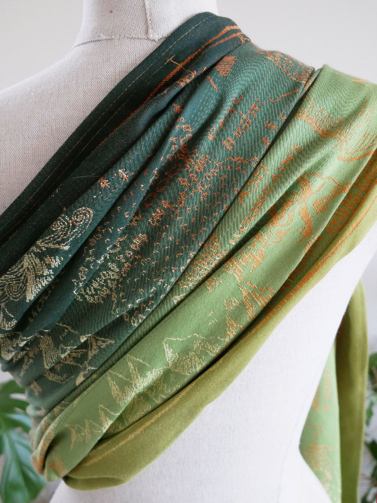 Realm of Middle-earth Petrichor Ring Sling