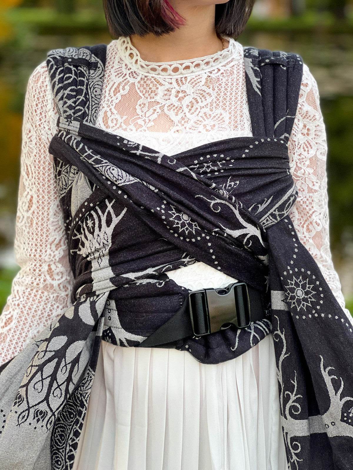 Ancients of Gondor Ithildin Cairis Baby Carrier - Oscha Slings