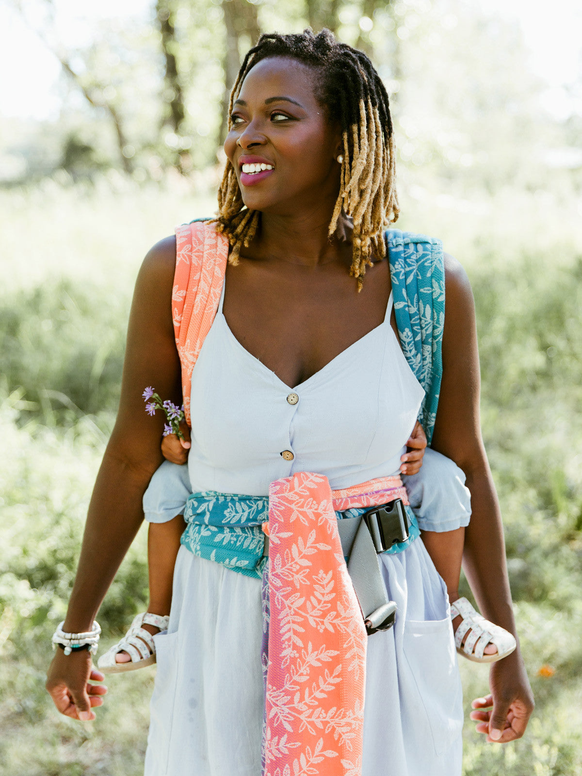 Willow Esprit Cairis with Ice Cotton Baby Cairis Carrier