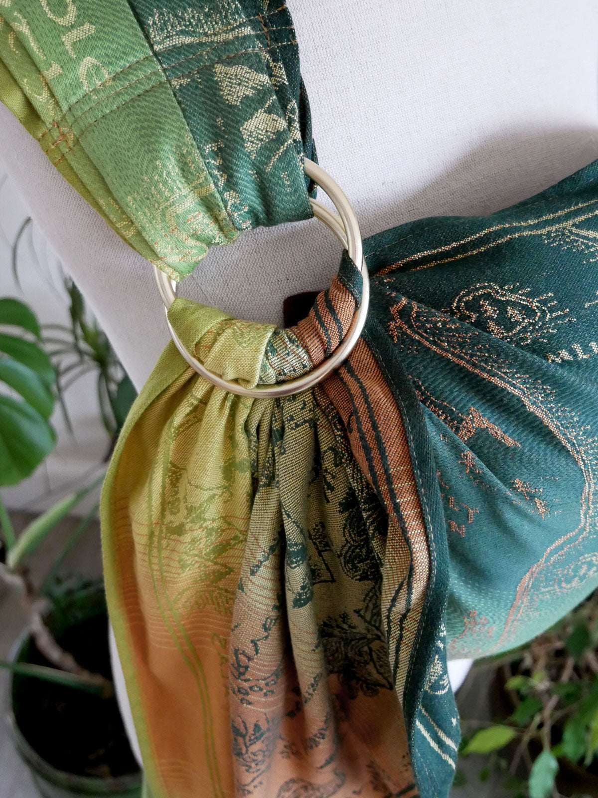 Realm of Middle-earth Petrichor Ring Sling